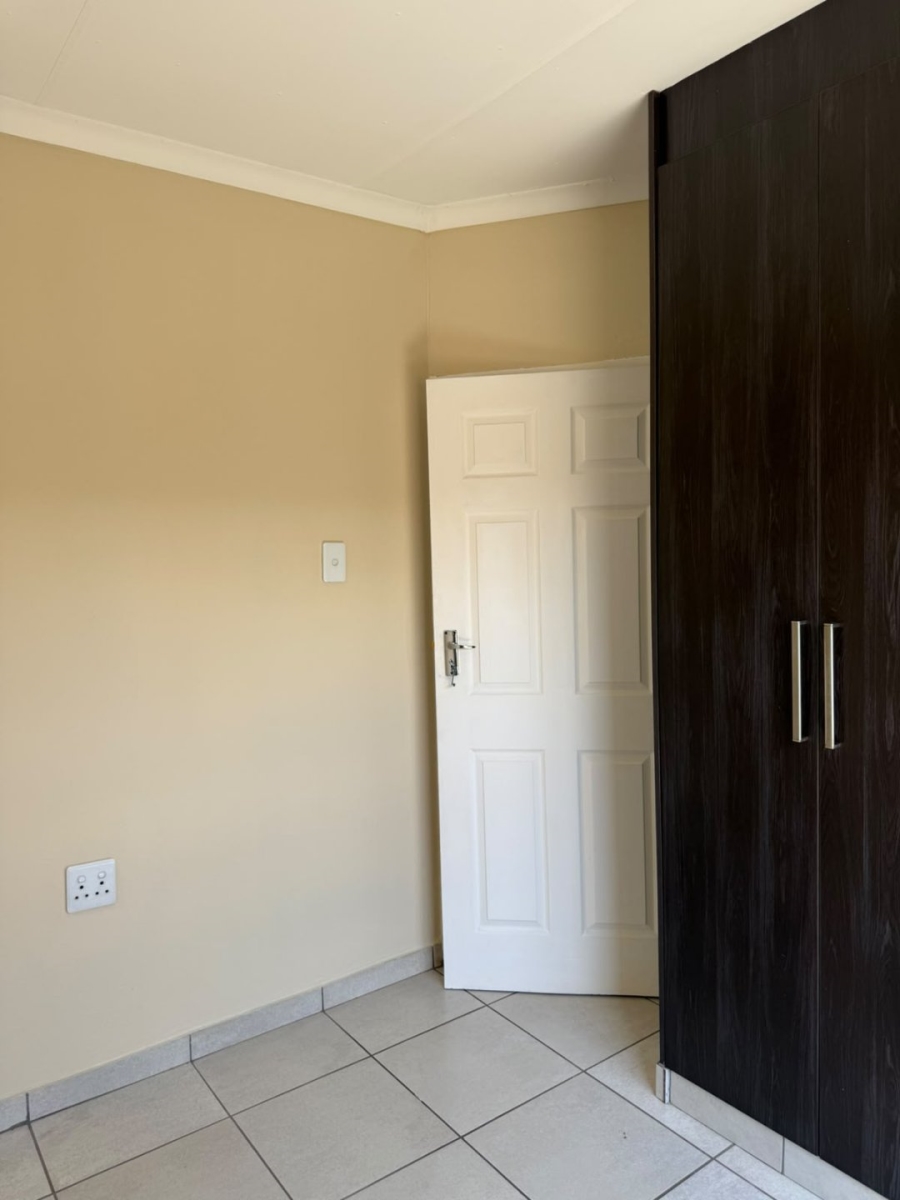To Let 3 Bedroom Property for Rent in Tsakane Ext 5 Gauteng