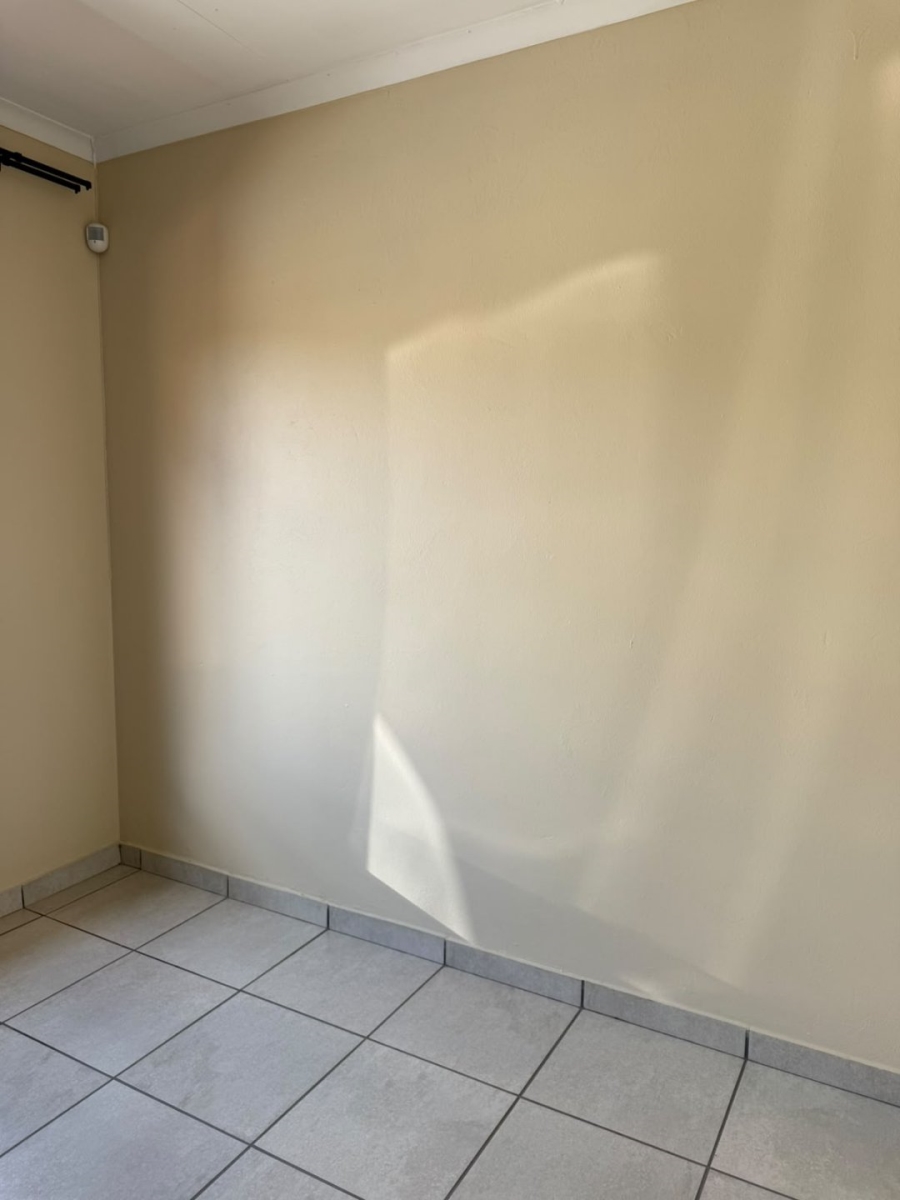 To Let 3 Bedroom Property for Rent in Tsakane Ext 5 Gauteng