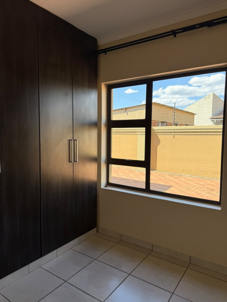 To Let 3 Bedroom Property for Rent in Tsakane Ext 5 Gauteng