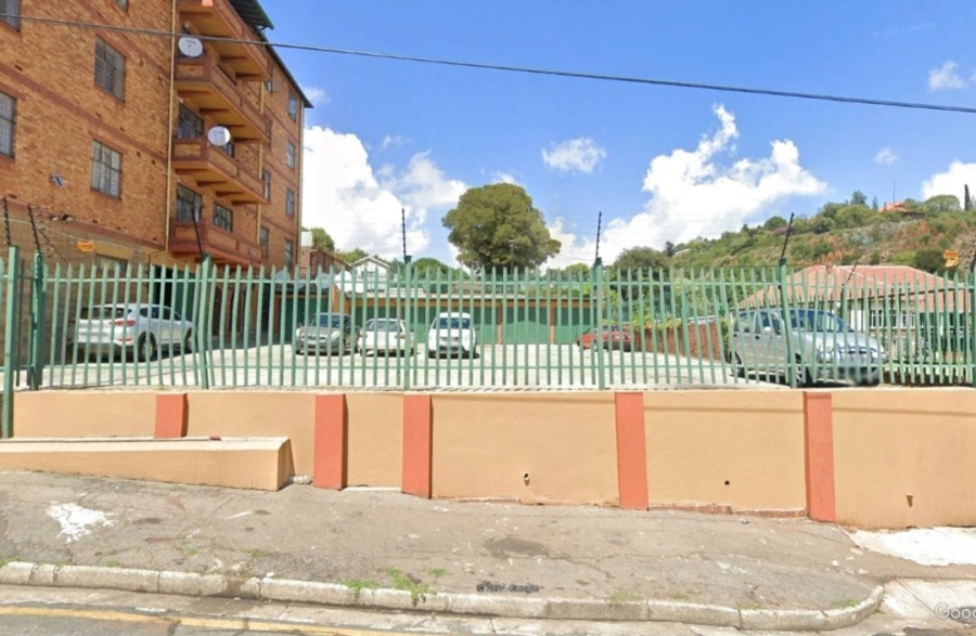 1 Bedroom Property for Sale in Kensington Gauteng