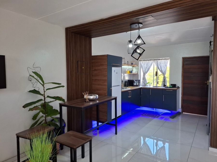 1 Bedroom Property for Sale in Sandown Gauteng