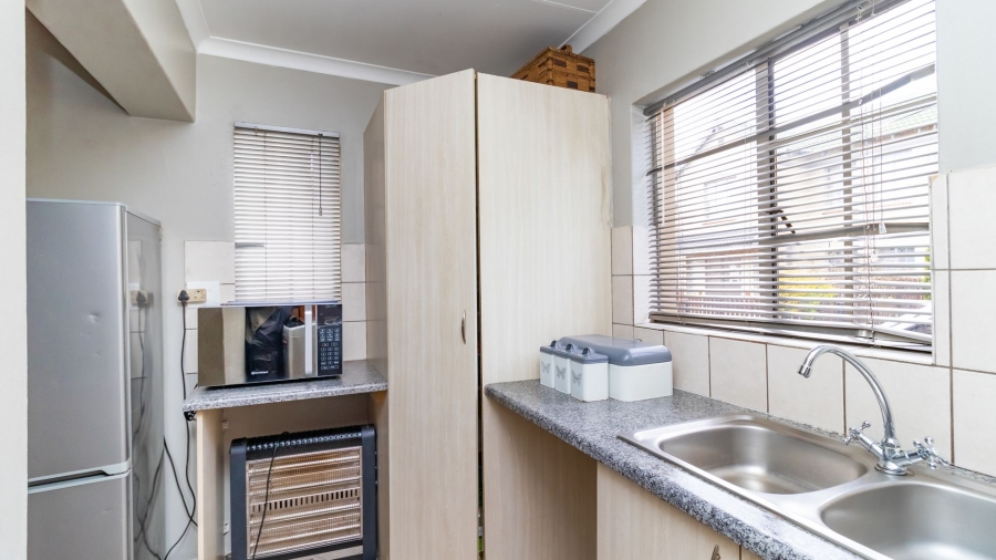 3 Bedroom Property for Sale in Terenure Gauteng