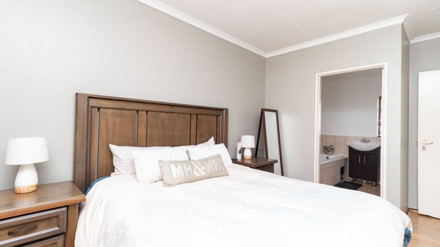 3 Bedroom Property for Sale in Terenure Gauteng