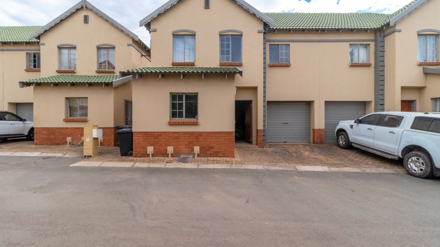 3 Bedroom Property for Sale in Terenure Gauteng
