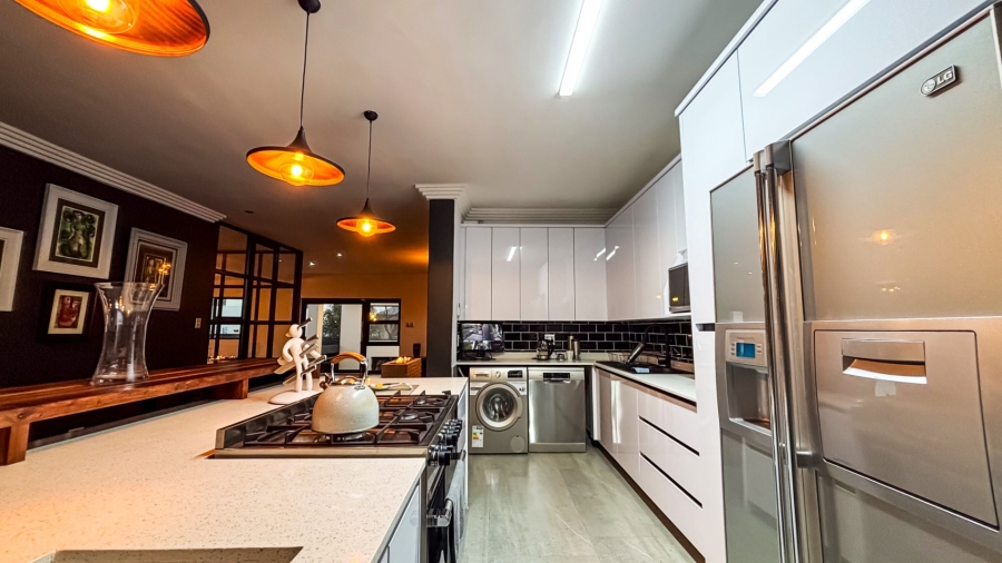 4 Bedroom Property for Sale in Parkhurst Gauteng