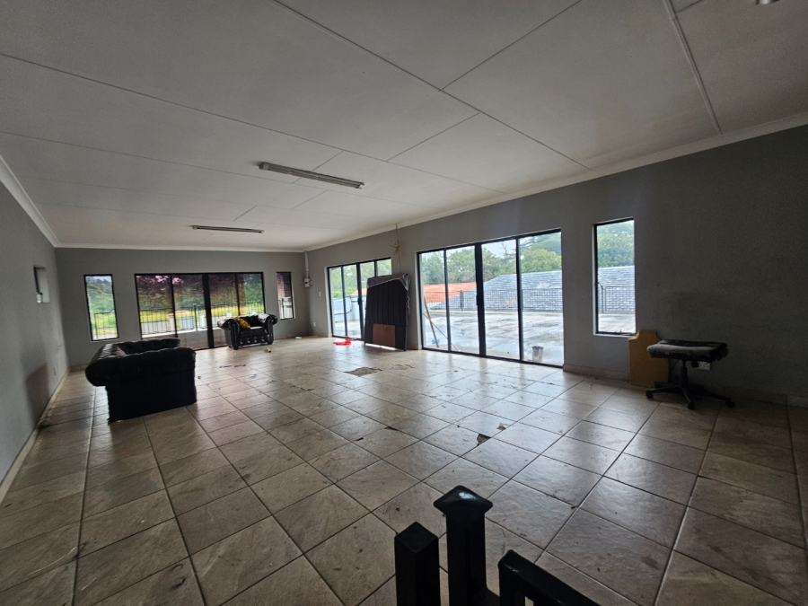 To Let commercial Property for Rent in Zwartkop Gauteng