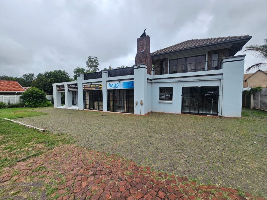 To Let commercial Property for Rent in Zwartkop Gauteng