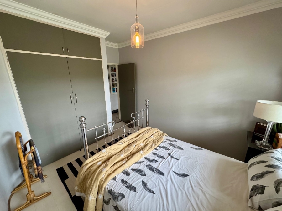 4 Bedroom Property for Sale in Clayville Gauteng