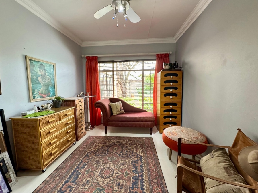 4 Bedroom Property for Sale in Clayville Gauteng