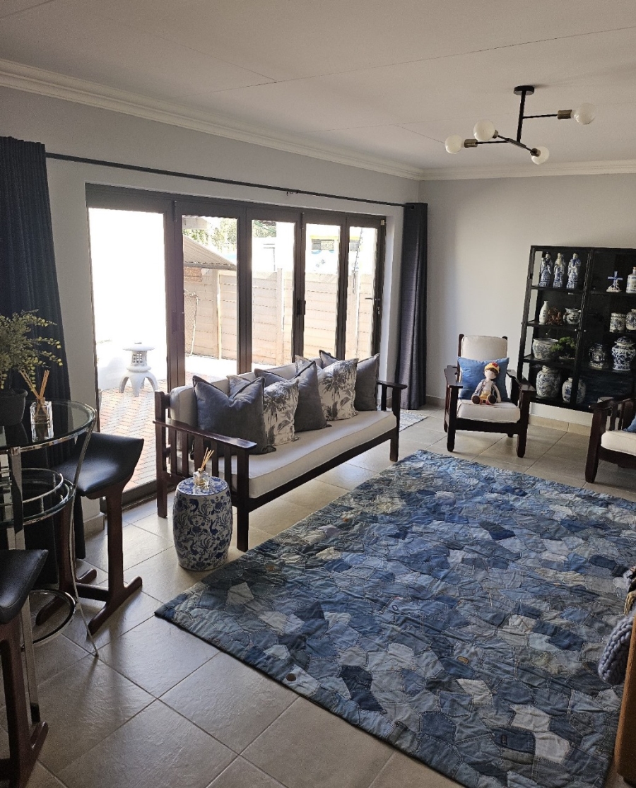 4 Bedroom Property for Sale in Clayville Gauteng