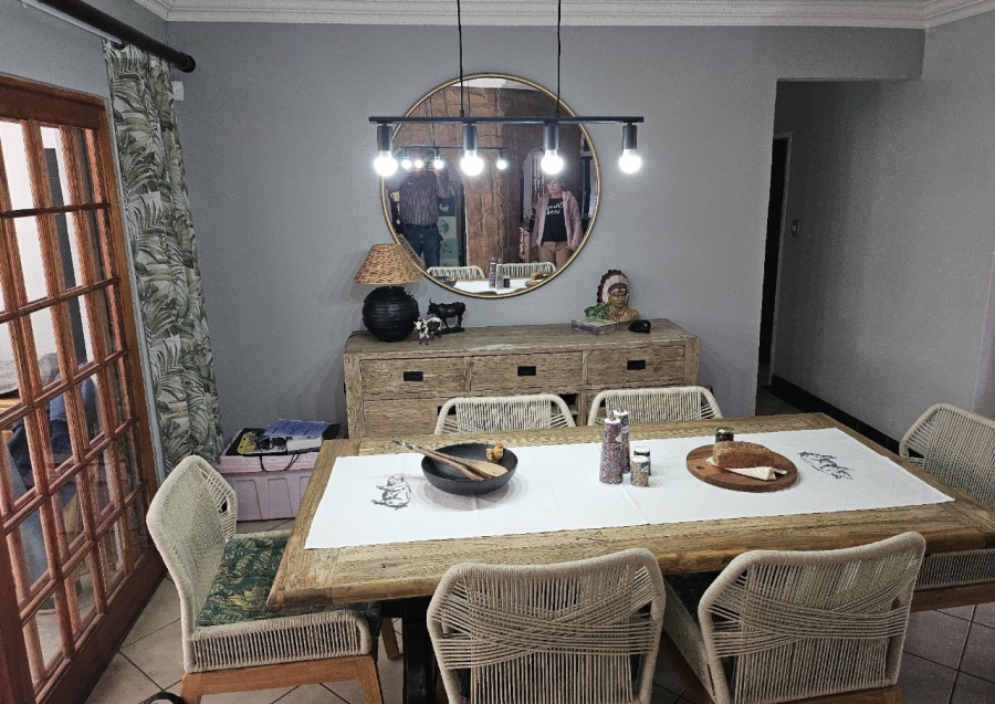 4 Bedroom Property for Sale in Clayville Gauteng