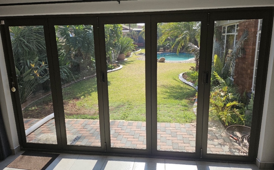 4 Bedroom Property for Sale in Clayville Gauteng
