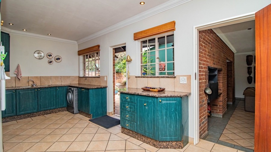 2 Bedroom Property for Sale in Norton Home Estate AH Gauteng
