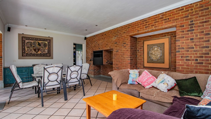 2 Bedroom Property for Sale in Norton Home Estate AH Gauteng