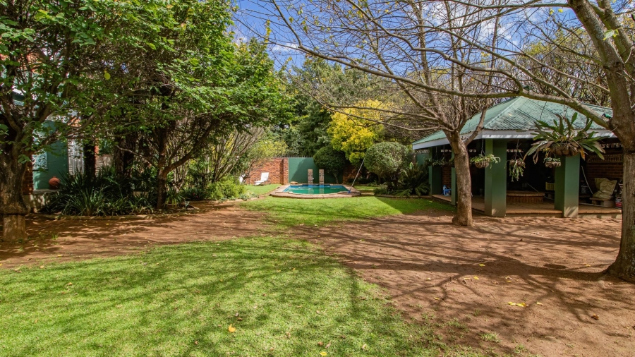 2 Bedroom Property for Sale in Norton Home Estate AH Gauteng