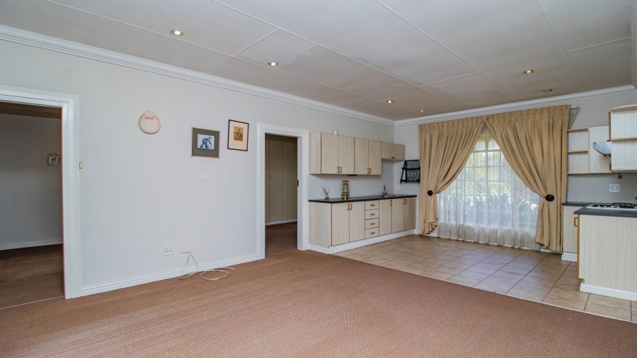2 Bedroom Property for Sale in Norton Home Estate AH Gauteng