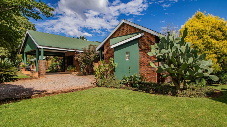 2 Bedroom Property for Sale in Norton Home Estate AH Gauteng