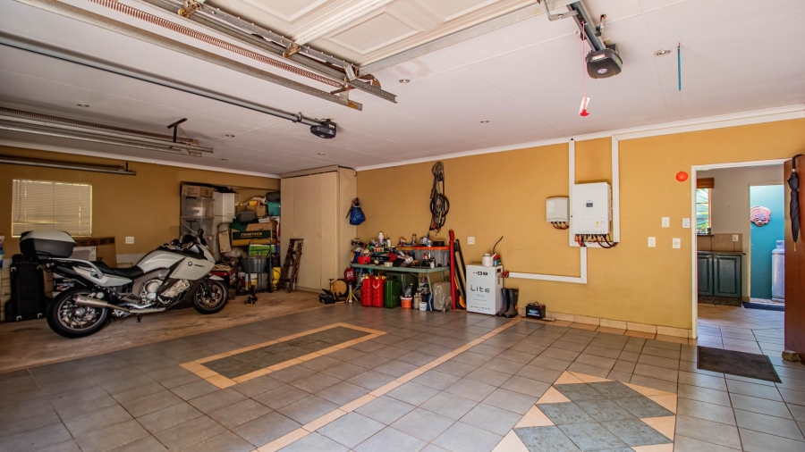 2 Bedroom Property for Sale in Norton Home Estate AH Gauteng