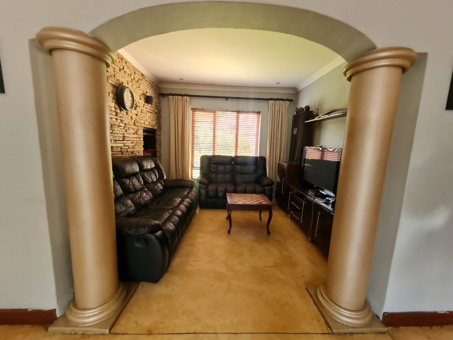 3 Bedroom Property for Sale in Amberfield Manor Gauteng