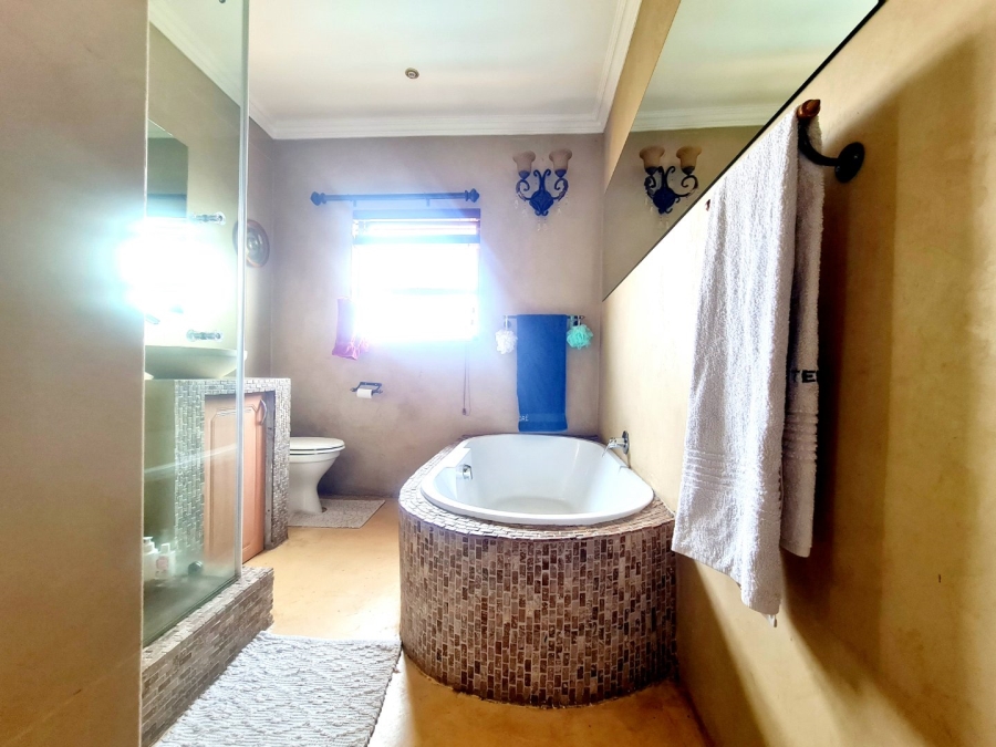 3 Bedroom Property for Sale in Amberfield Manor Gauteng