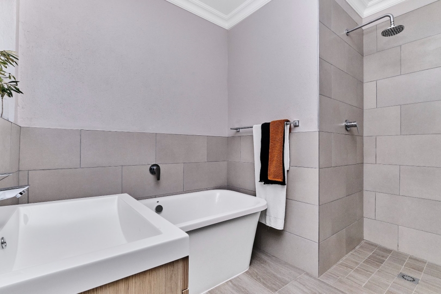 3 Bedroom Property for Sale in Ferndale Gauteng