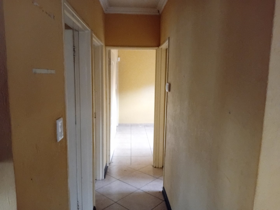 To Let 3 Bedroom Property for Rent in Roodekop Gauteng