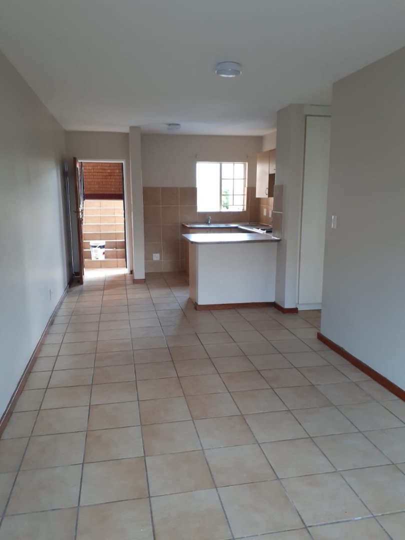2 Bedroom Property for Sale in Annlin Gauteng