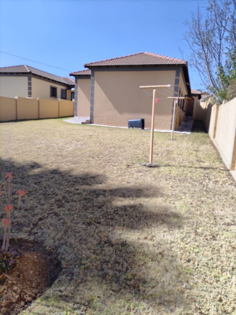3 Bedroom Property for Sale in Thatchfield Estate Gauteng