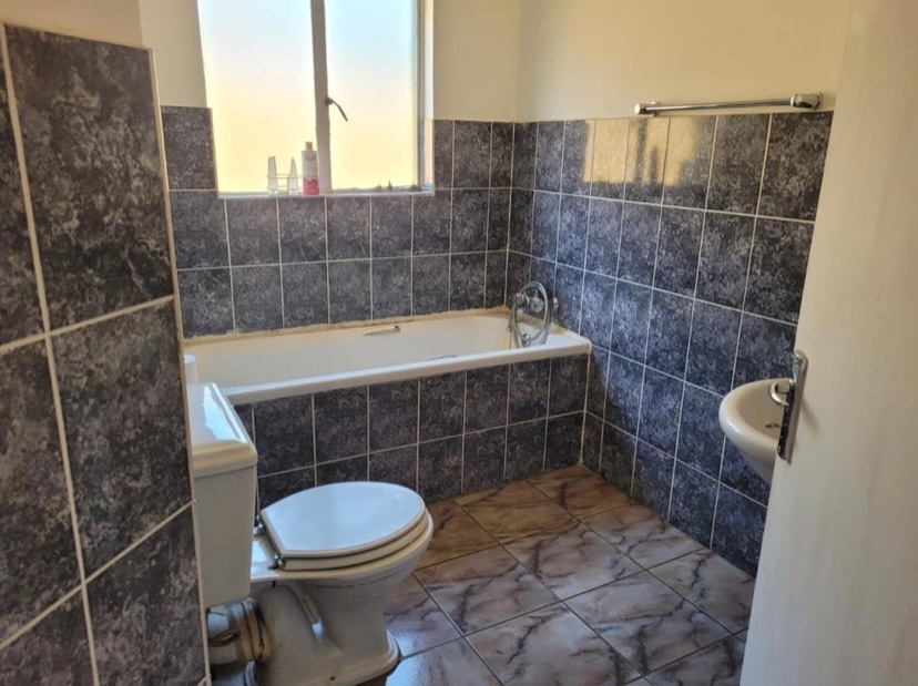 3 Bedroom Property for Sale in Thatchfield Estate Gauteng