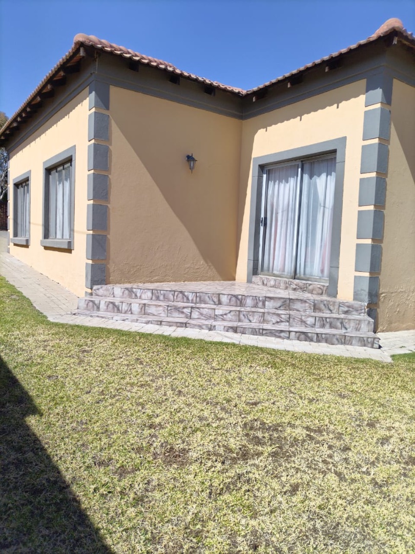 3 Bedroom Property for Sale in Thatchfield Estate Gauteng