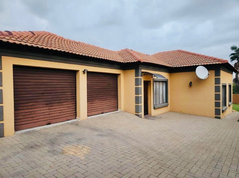 3 Bedroom Property for Sale in Thatchfield Estate Gauteng
