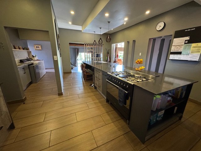 7 Bedroom Property for Sale in Aston Manor Gauteng
