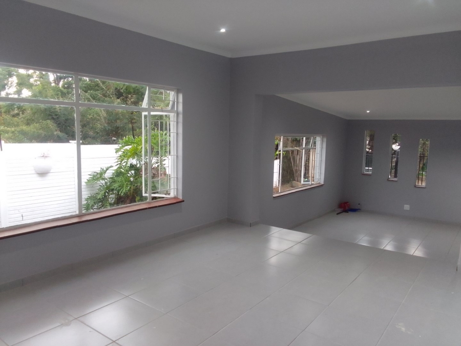 4 Bedroom Property for Sale in Jan Niemand Park Gauteng
