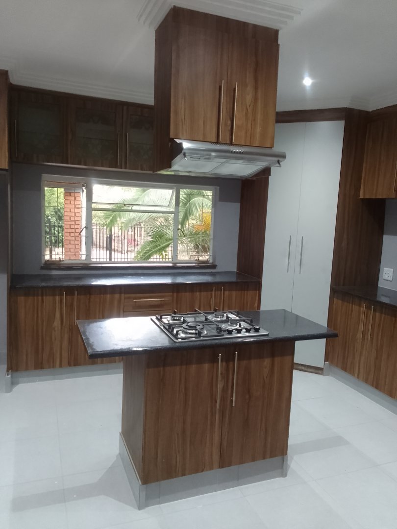 4 Bedroom Property for Sale in Jan Niemand Park Gauteng