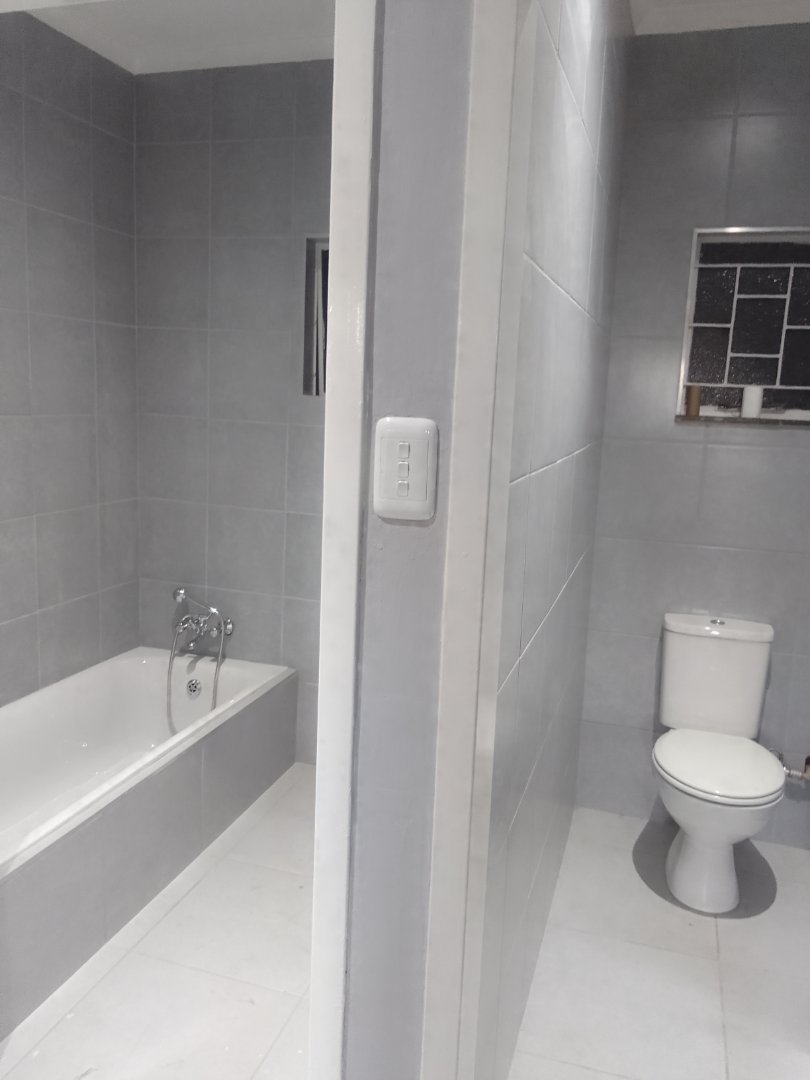 4 Bedroom Property for Sale in Jan Niemand Park Gauteng
