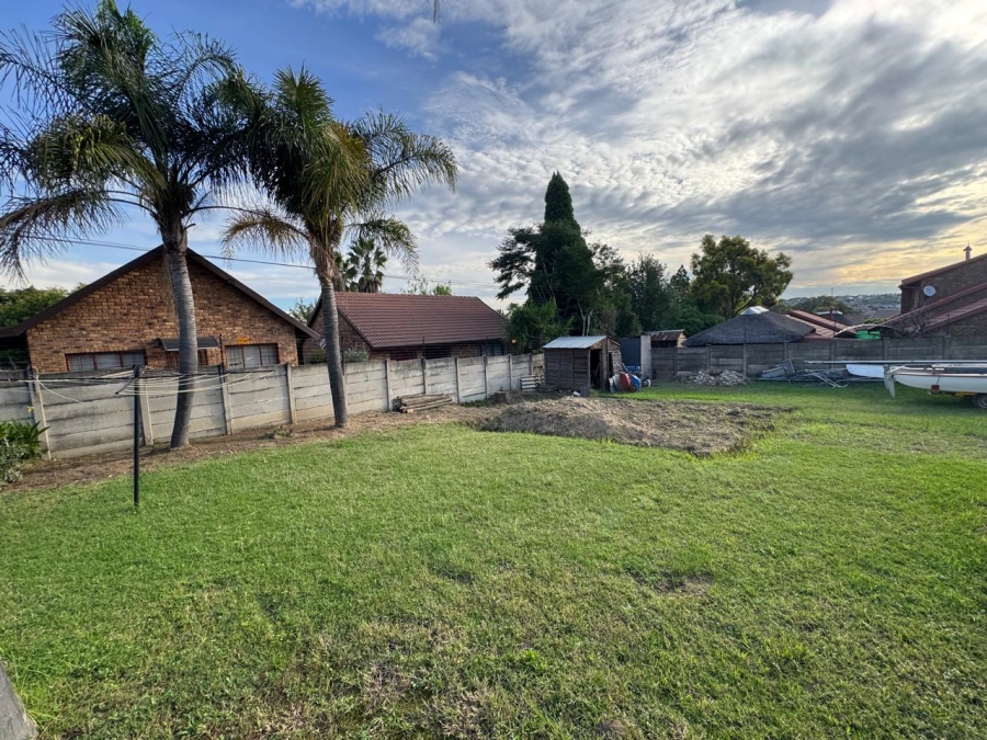 2 Bedroom Property for Sale in The Reeds Gauteng