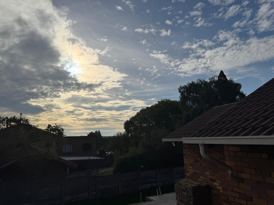 2 Bedroom Property for Sale in The Reeds Gauteng