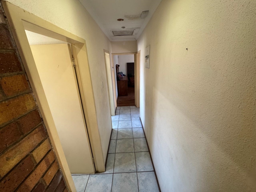 2 Bedroom Property for Sale in The Reeds Gauteng