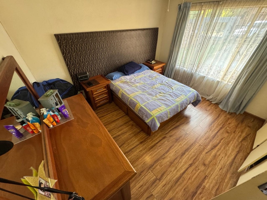 2 Bedroom Property for Sale in The Reeds Gauteng