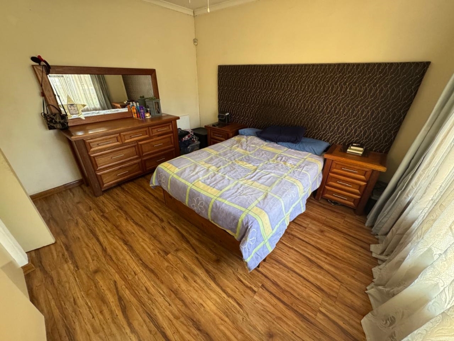 2 Bedroom Property for Sale in The Reeds Gauteng