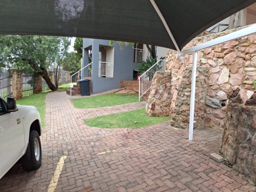 2 Bedroom Property for Sale in Ridgeway Gauteng