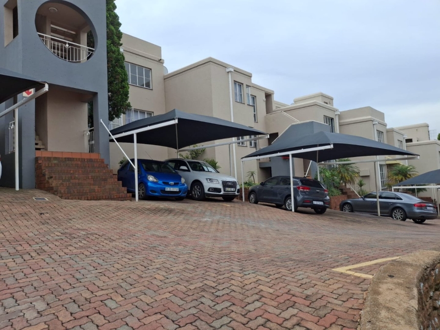 2 Bedroom Property for Sale in Ridgeway Gauteng