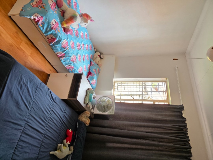  Bedroom Property for Sale in Annlin Gauteng