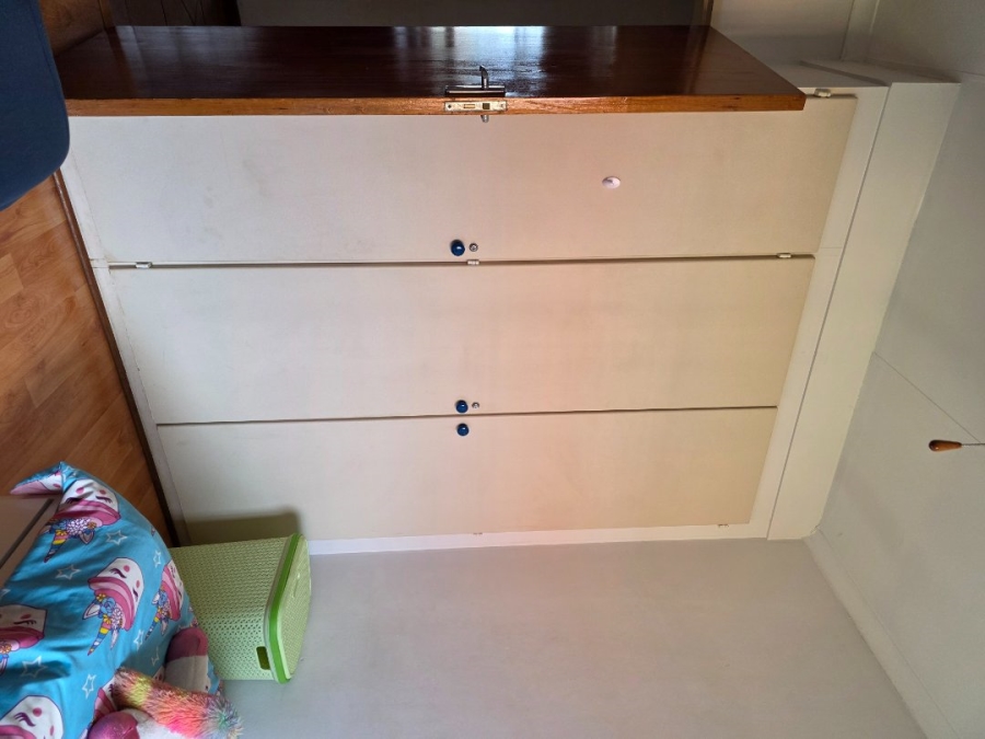 Bedroom Property for Sale in Annlin Gauteng