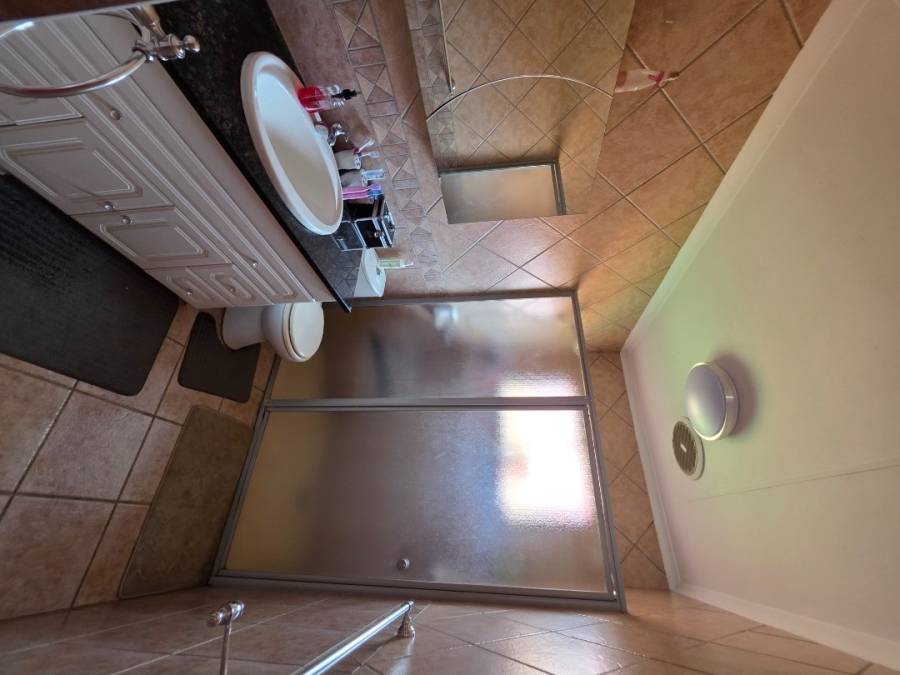  Bedroom Property for Sale in Annlin Gauteng