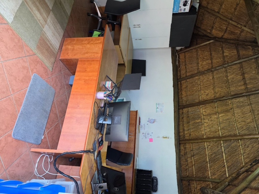  Bedroom Property for Sale in Annlin Gauteng