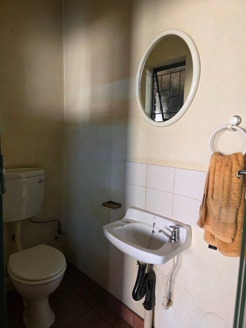  Bedroom Property for Sale in Annlin Gauteng