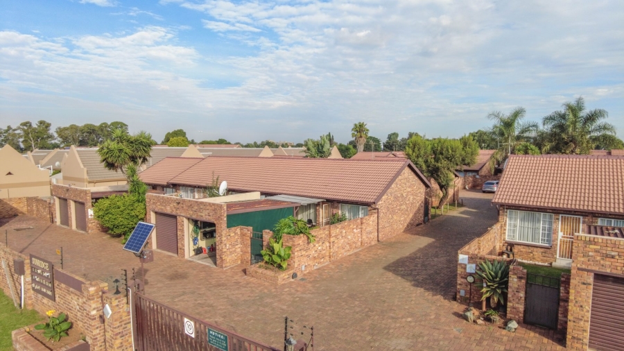 2 Bedroom Property for Sale in Terenure Gauteng