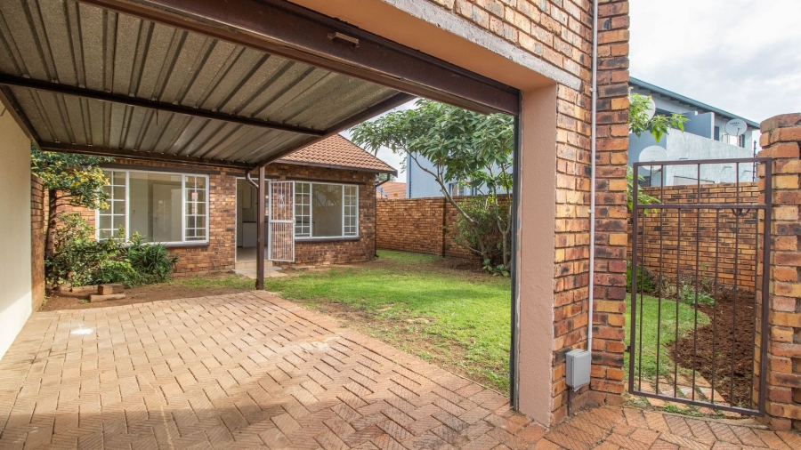 2 Bedroom Property for Sale in Terenure Gauteng