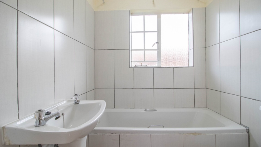 2 Bedroom Property for Sale in Terenure Gauteng